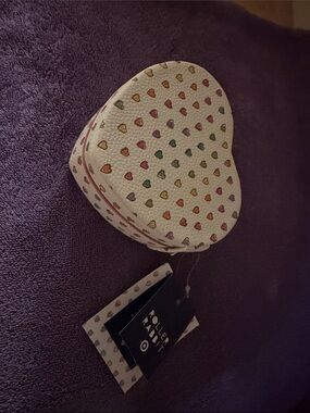 Roller Rabbit White Heart-Print Heart Shaped Coin Purse